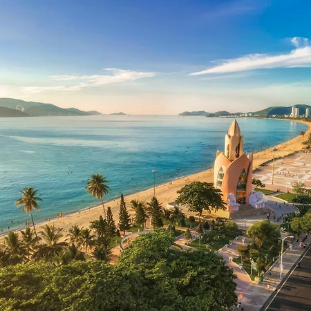 Jk.Boutique Oceanfront Panorama Residence Нячанг Экстерьер фото