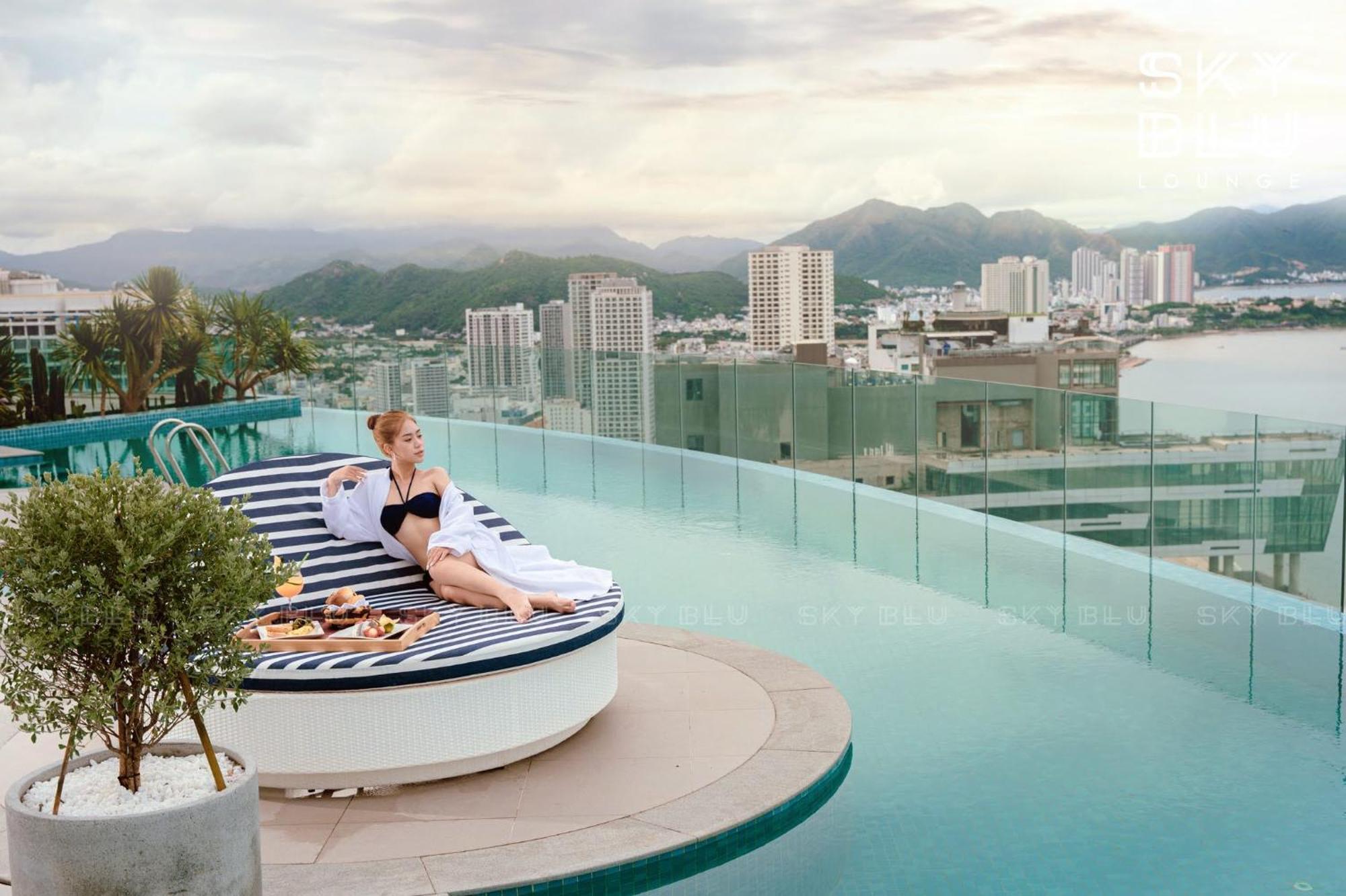 Jk.Boutique Oceanfront Panorama Residence Нячанг Экстерьер фото