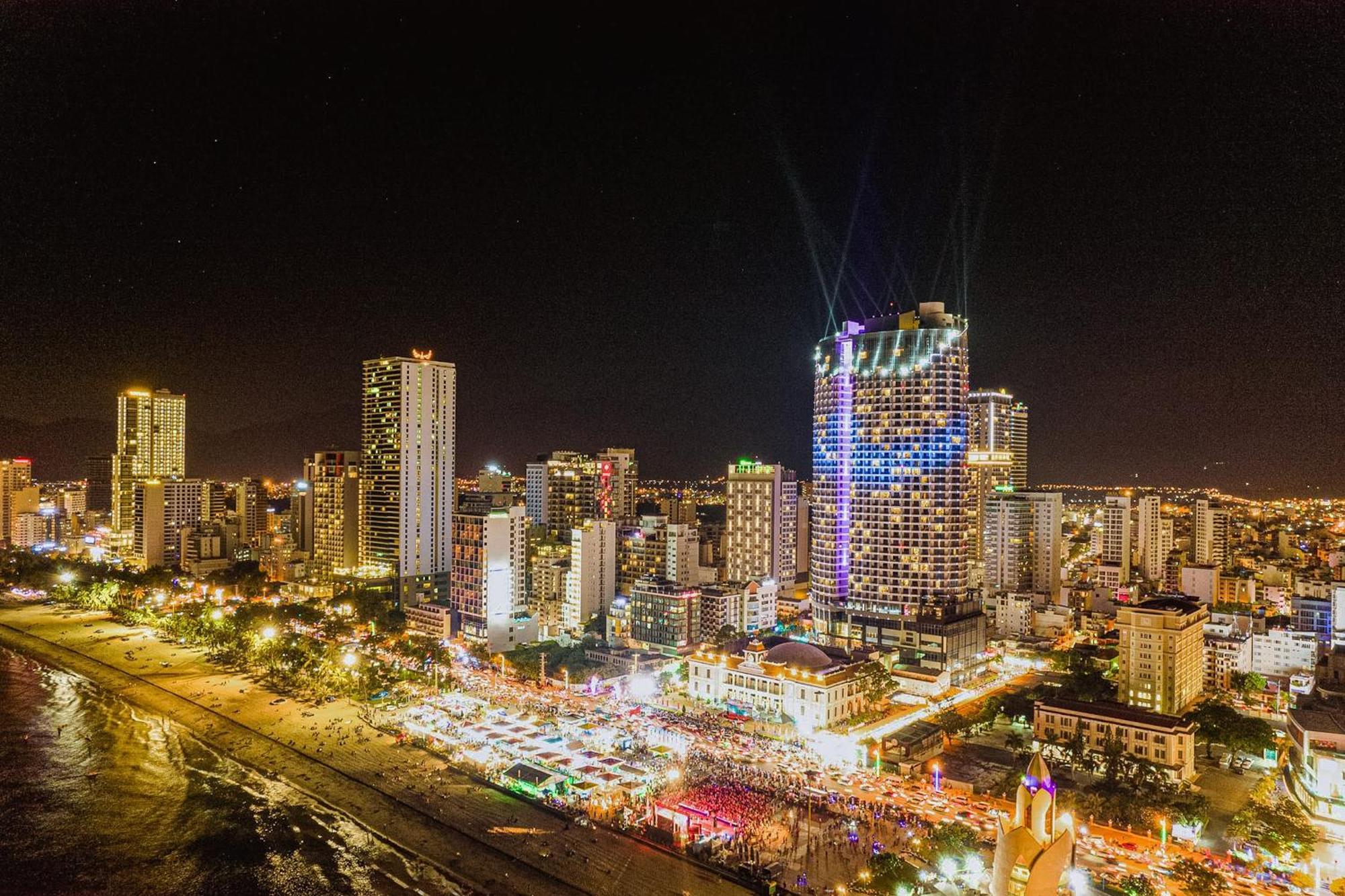 Jk.Boutique Oceanfront Panorama Residence Нячанг Экстерьер фото