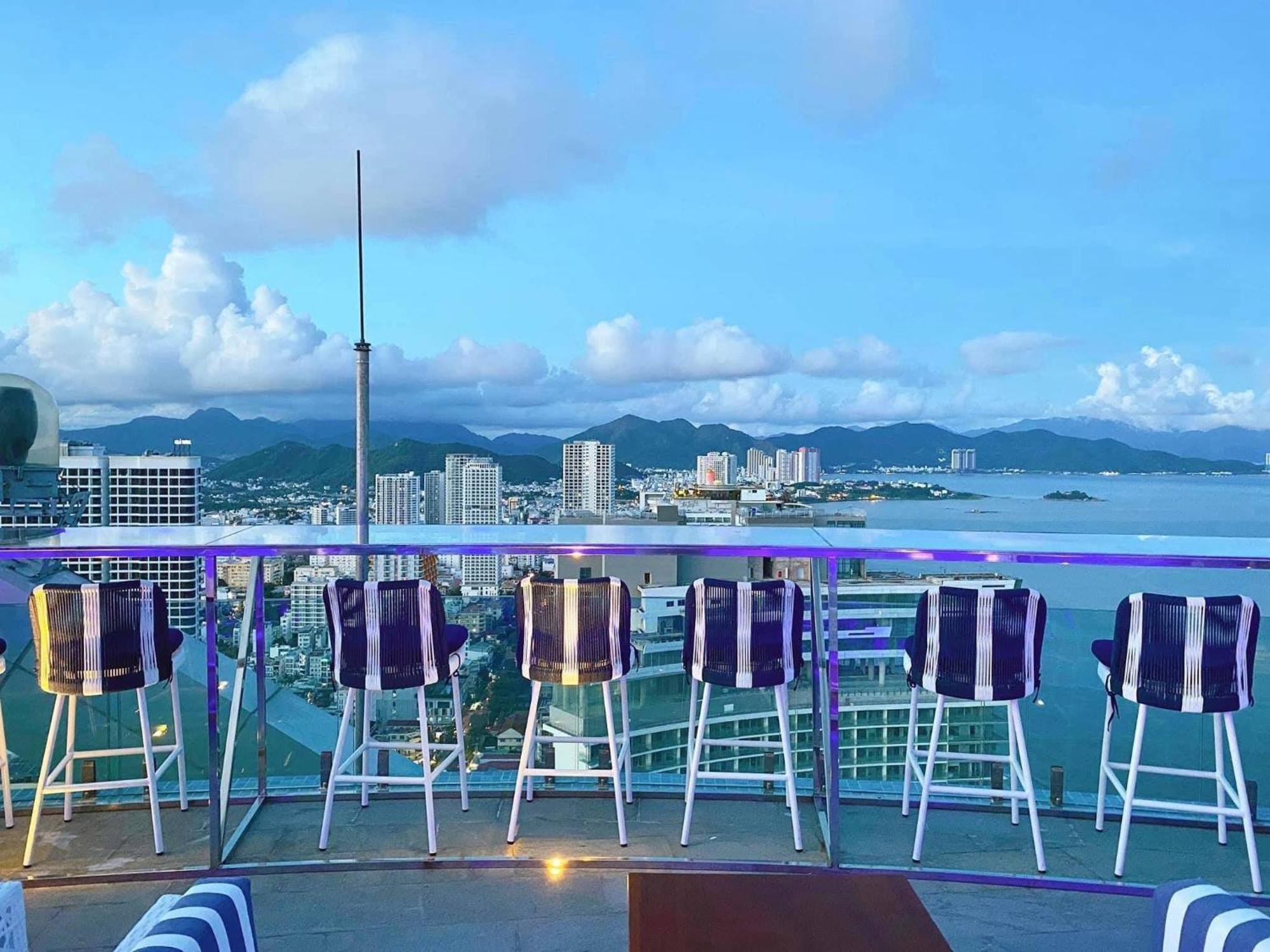 Jk.Boutique Oceanfront Panorama Residence Нячанг Экстерьер фото