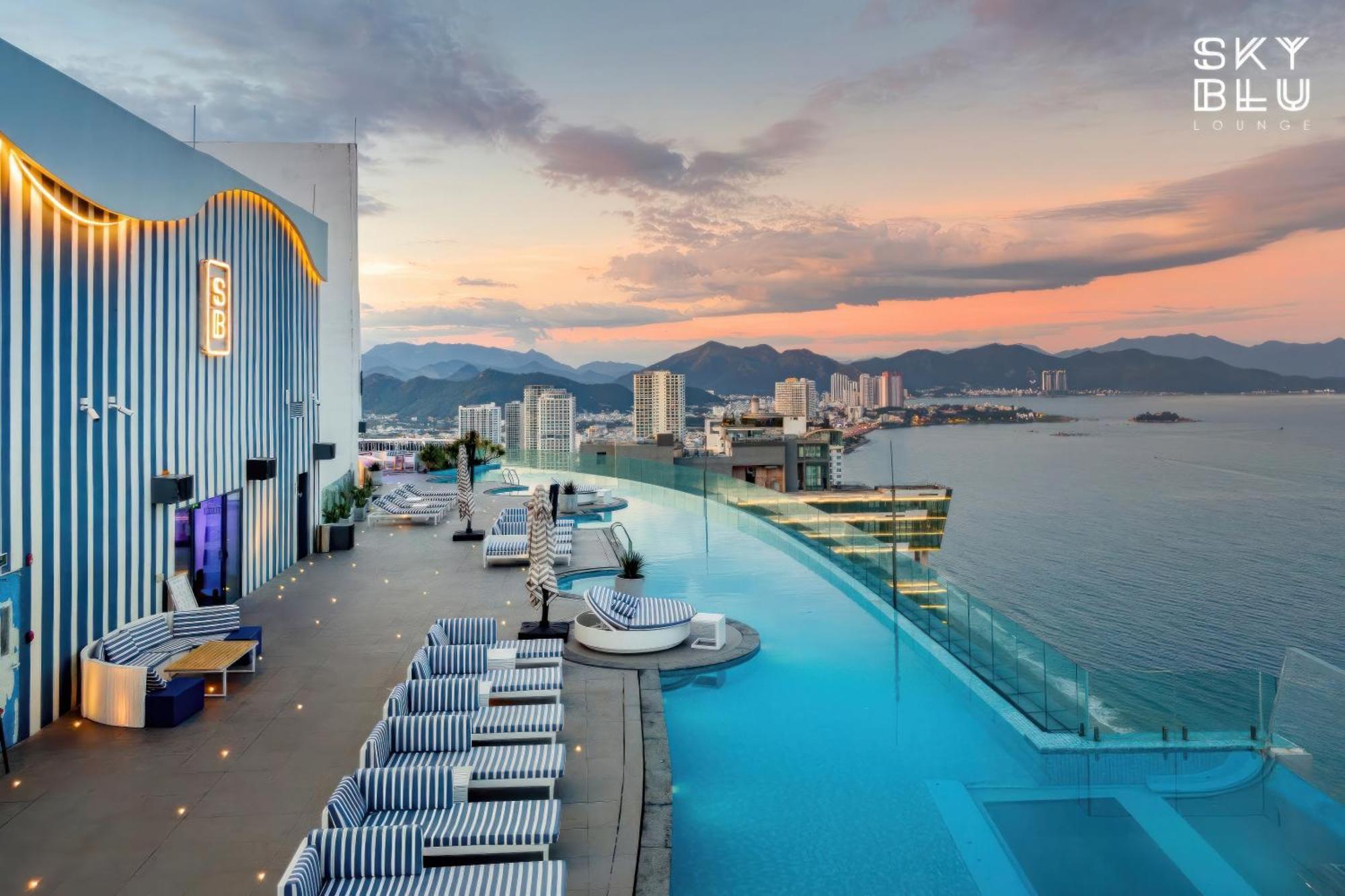 Jk.Boutique Oceanfront Panorama Residence Нячанг Экстерьер фото